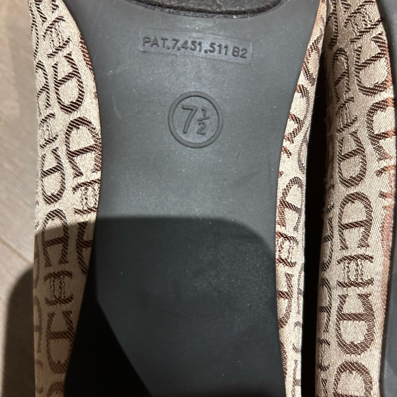 Vintage ETIENNE AIGNER POt MONOGRAM PEEP TOE PUMPS SIZE 7.5 - Picture 10 of 11